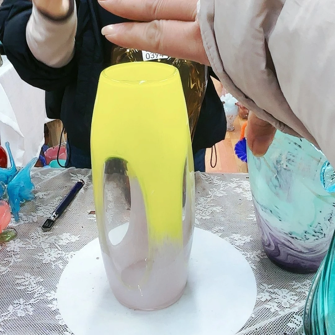 福利不退不换琉璃花瓶艺术品