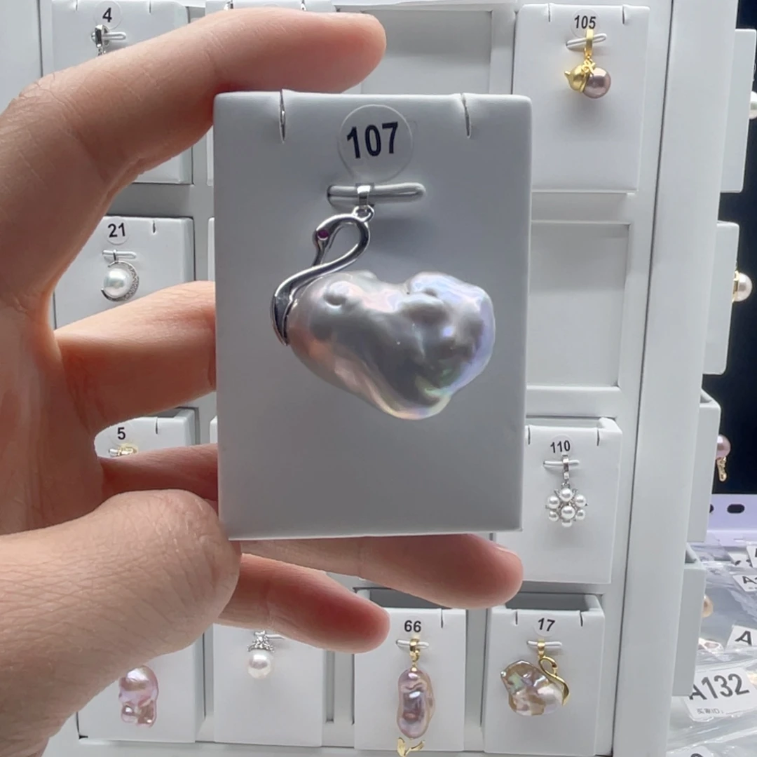 合金淡水珍珠颈饰