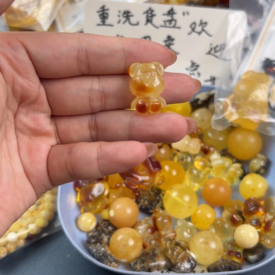 琥珀未镶嵌珠宝奇石