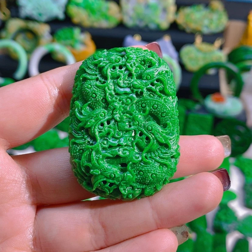 【闪购商品】翡翠颈饰未镶嵌九龙