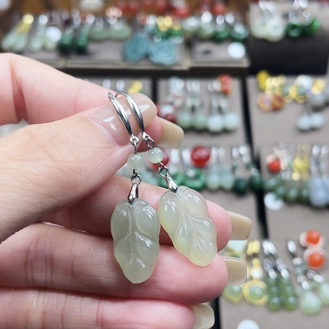 和田玉银S925镶嵌耳饰