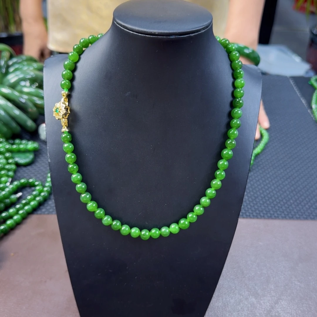 和田玉（碧玉）未镶嵌颈饰卡8