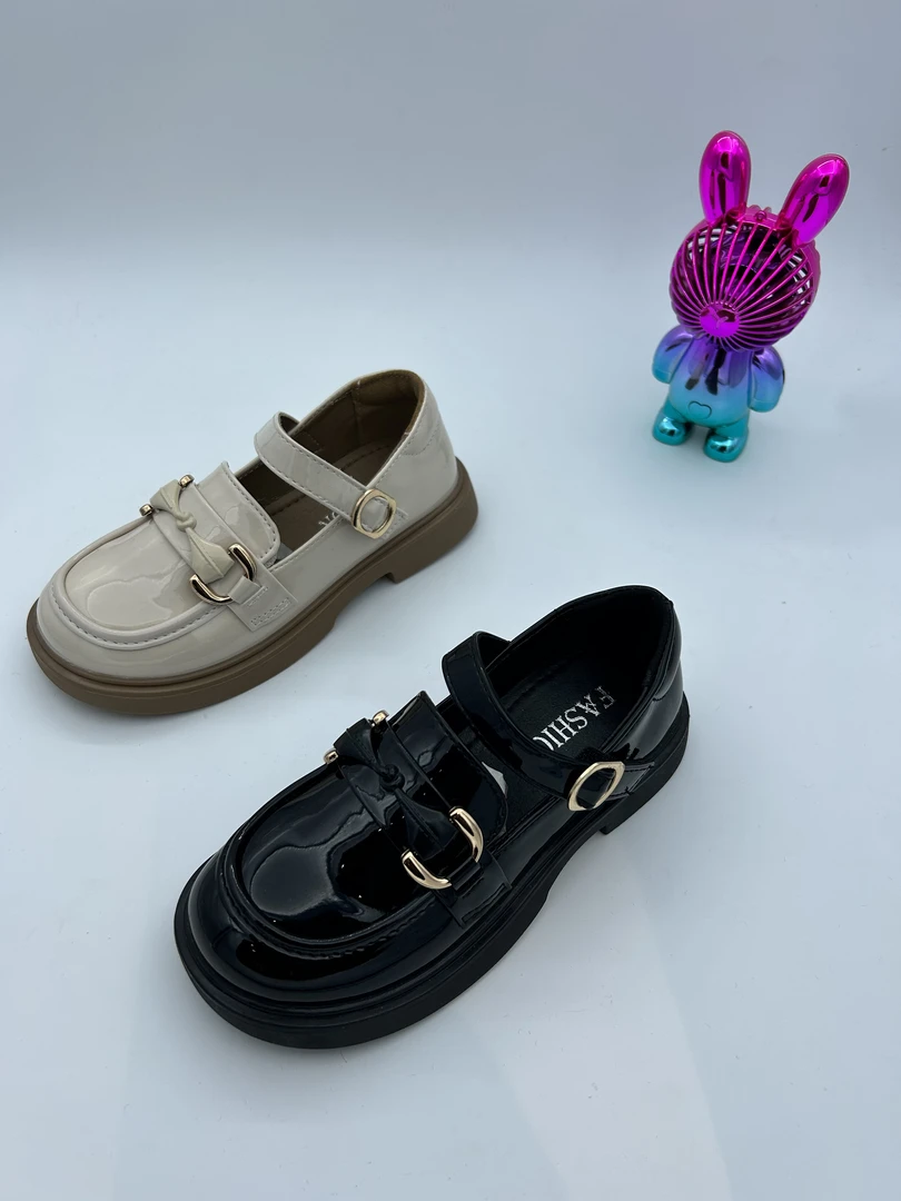 69备注孤品学院风不限季节搭扣春秋公主皮单鞋低帮