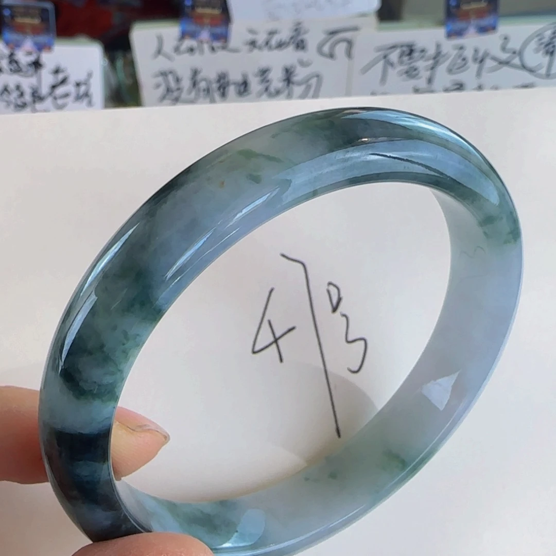 翡翠手镯未镶嵌老坑55.6皮纹不退