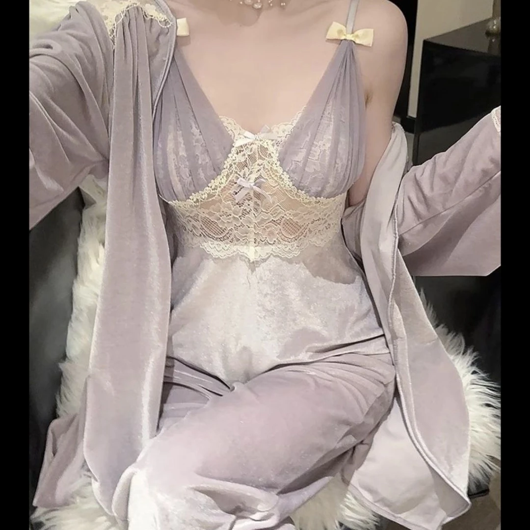 金丝绒睡衣女三件套带胸垫蕾丝性感吊带长袖睡袍2025年新款家居服