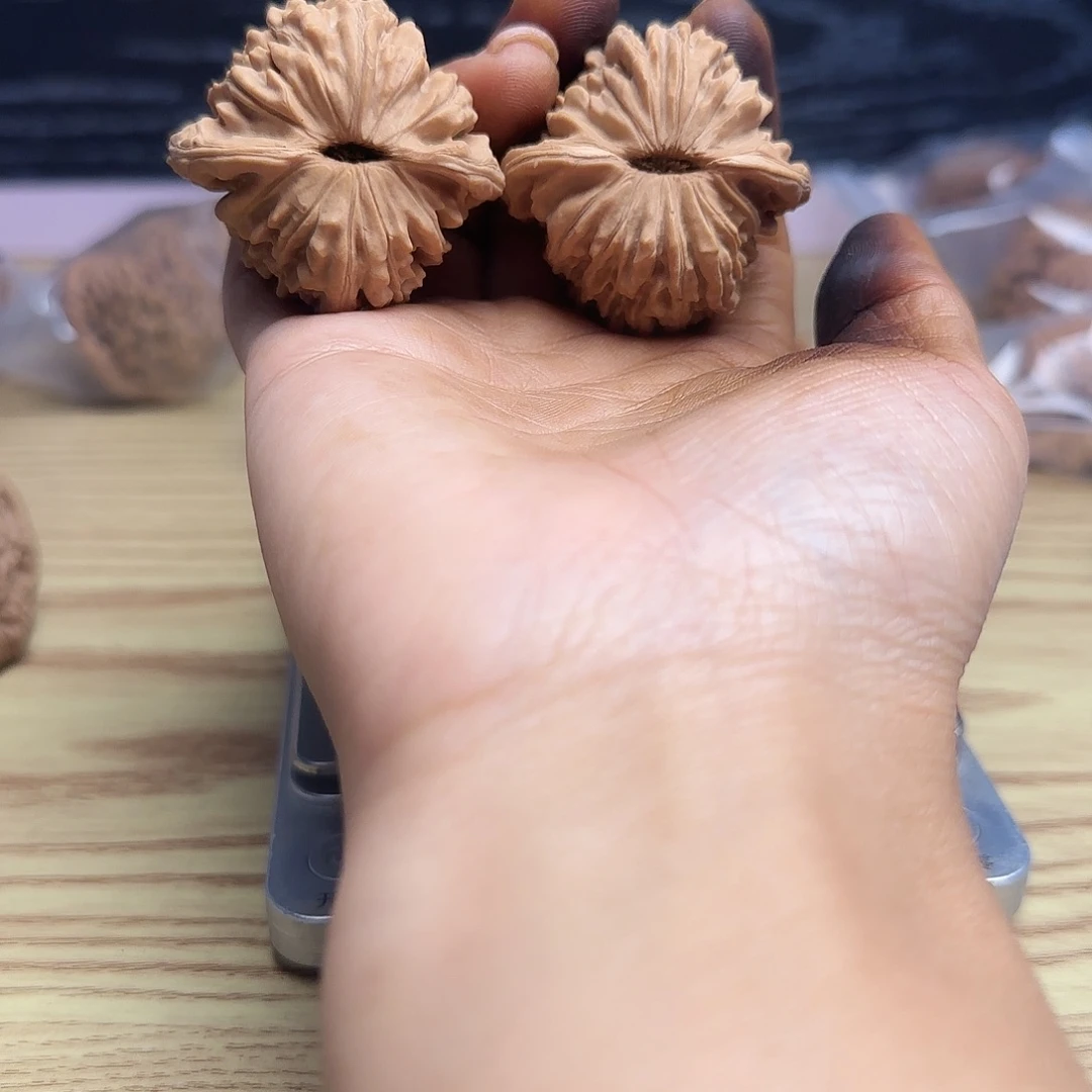 眠***绵吊坠桃核核桃核桃