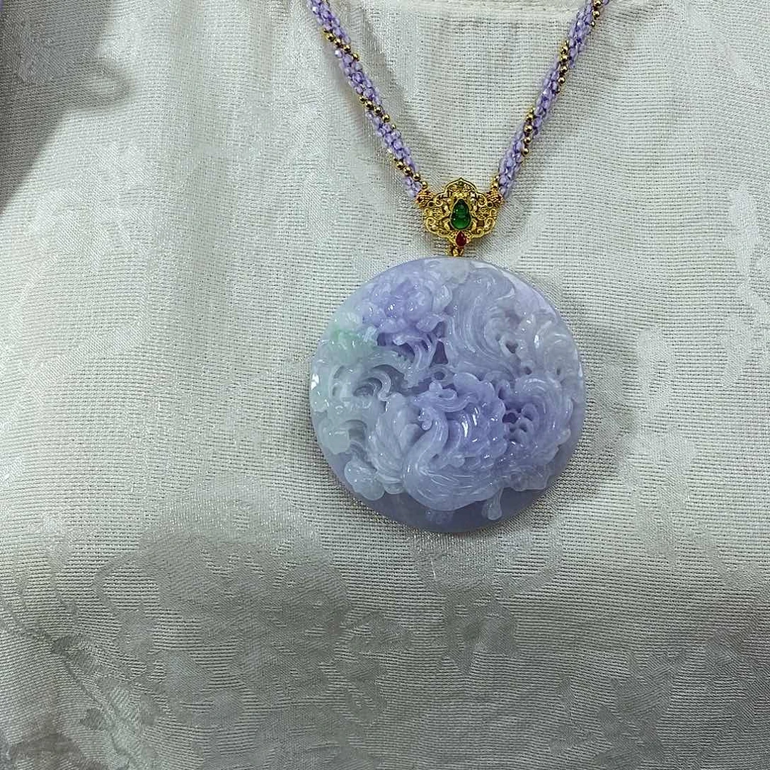 翡翠未镶嵌颈饰吊坠