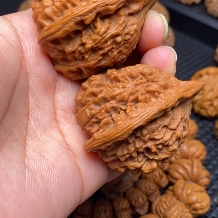 吊坠文玩核桃秦岭野生37