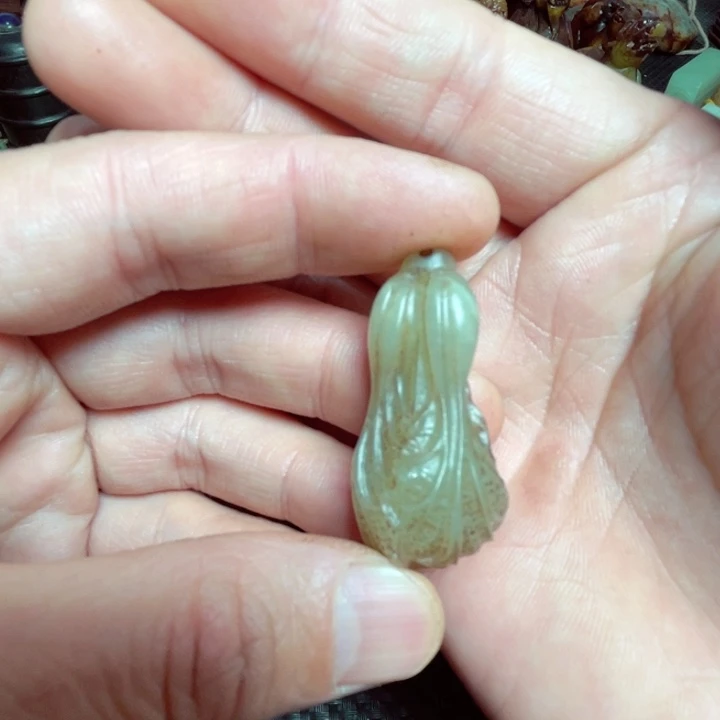 滴血莲花菩提吊坠