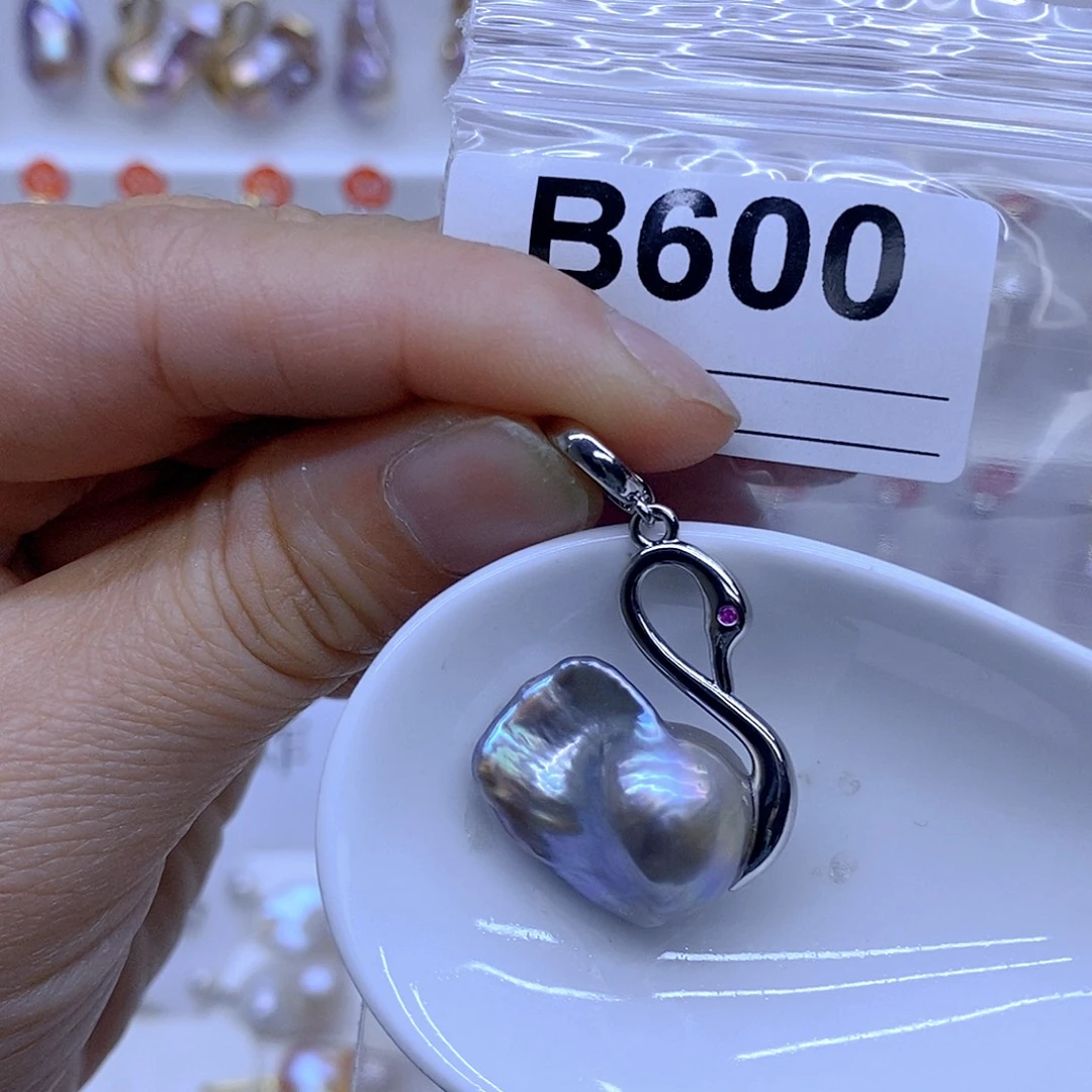 未镶嵌颈饰淡水珍珠