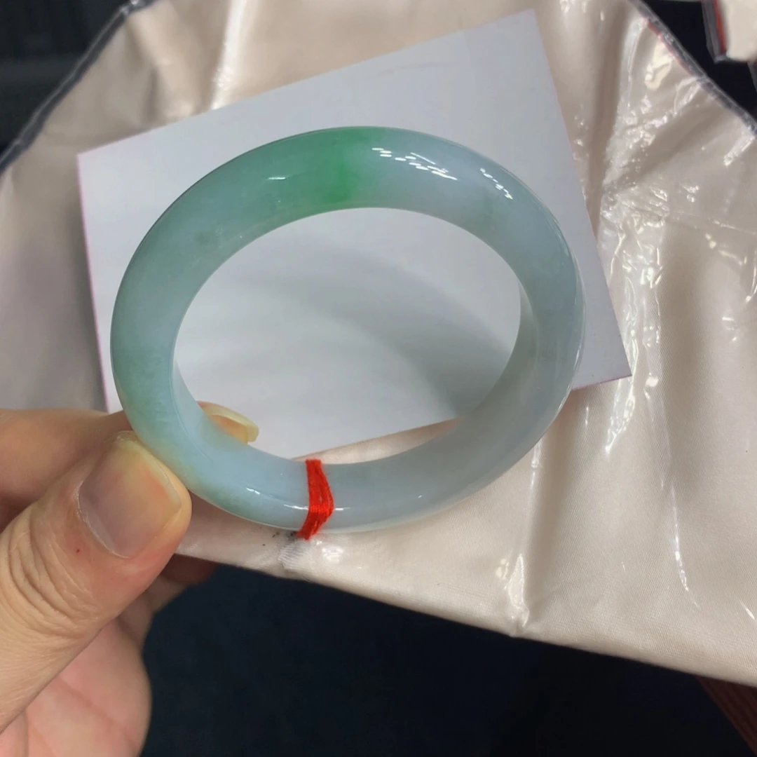 未镶嵌手镯翡翠翡翠手镯白底带色6