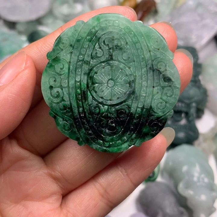 定制翡翠未镶嵌翡翠