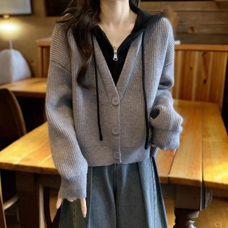 连帽半拉链假两件慵懒风毛衣女2025秋冬新款宽松显瘦针织开衫上衣