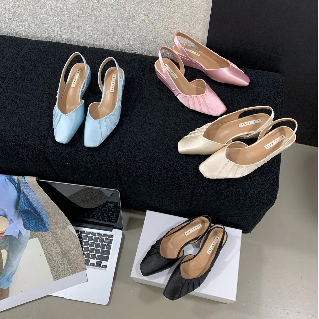 法式褶皱小坡跟包头凉拖鞋2025年新款浅口温柔后空单鞋