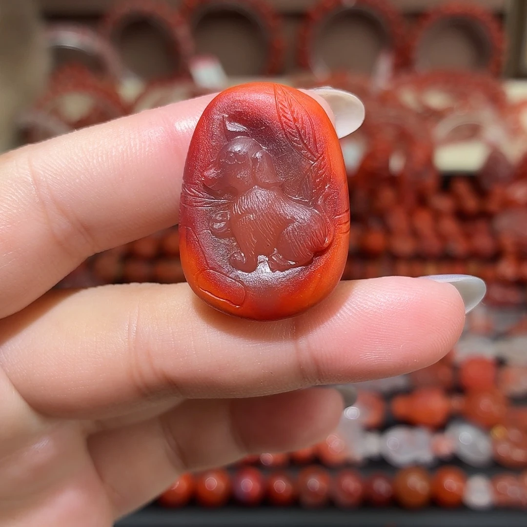 南红玛瑙未镶嵌颈饰