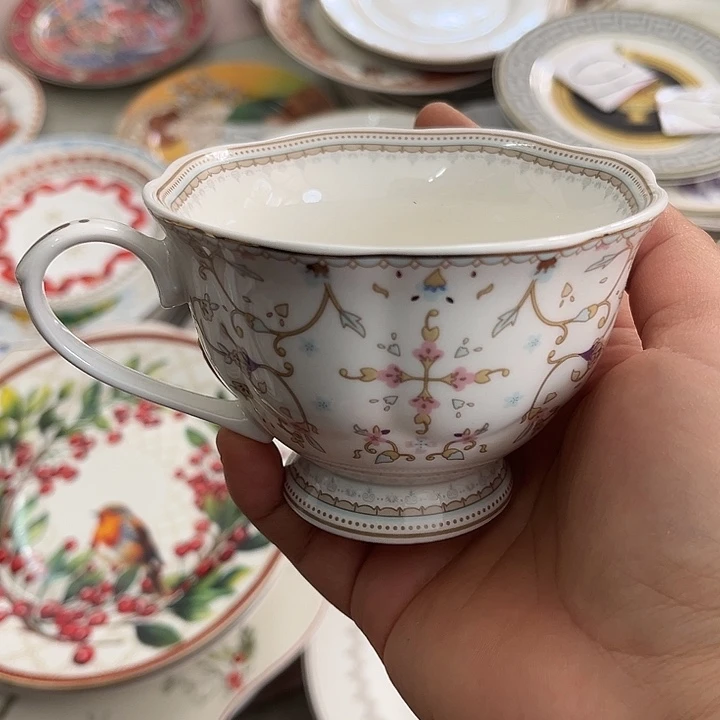 用***7新骨瓷两个杯子180毫升微瑕