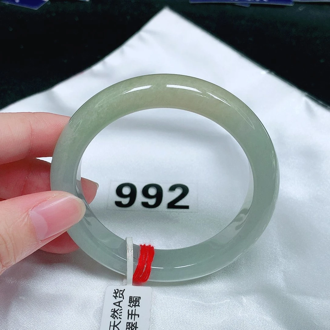 翡翠未镶嵌手镯翡翠手镯未镶嵌