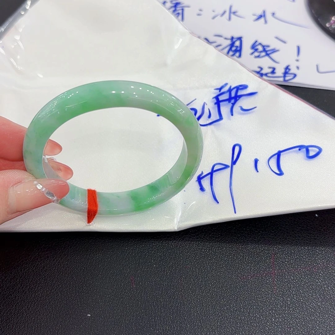 未镶嵌手镯翡翠手镯50