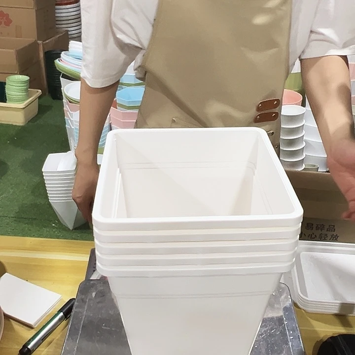 方形口20高22白色无托5个