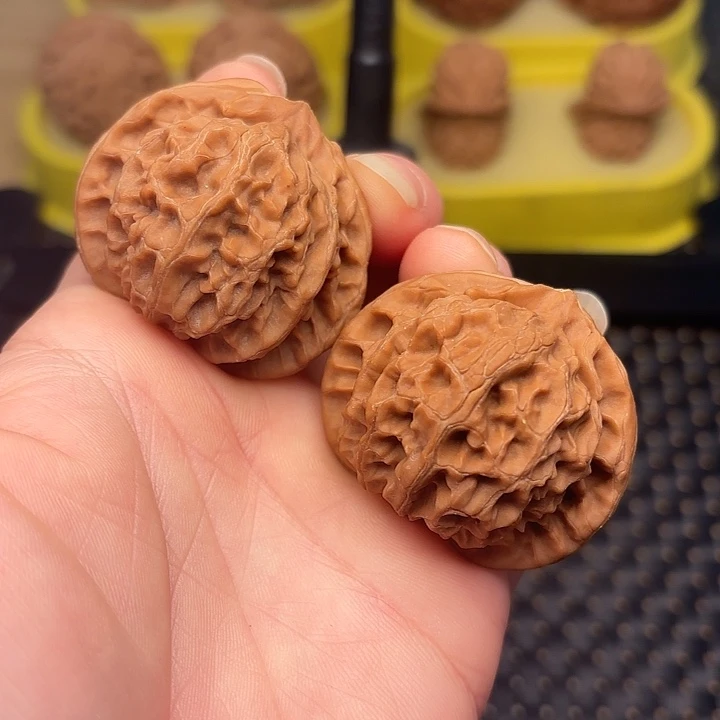 吊坠文玩核桃42桃心型宫灯狮子头