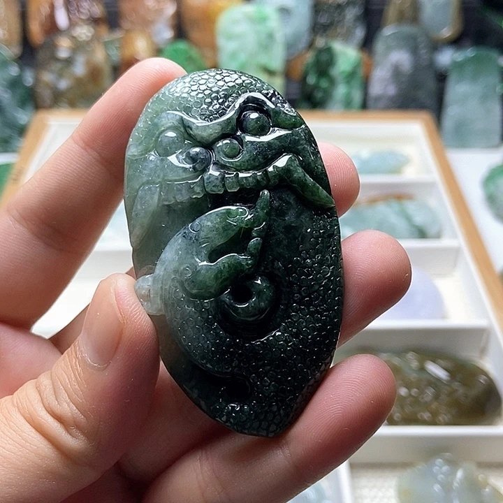 颈饰未镶嵌翡翠翡翠a货