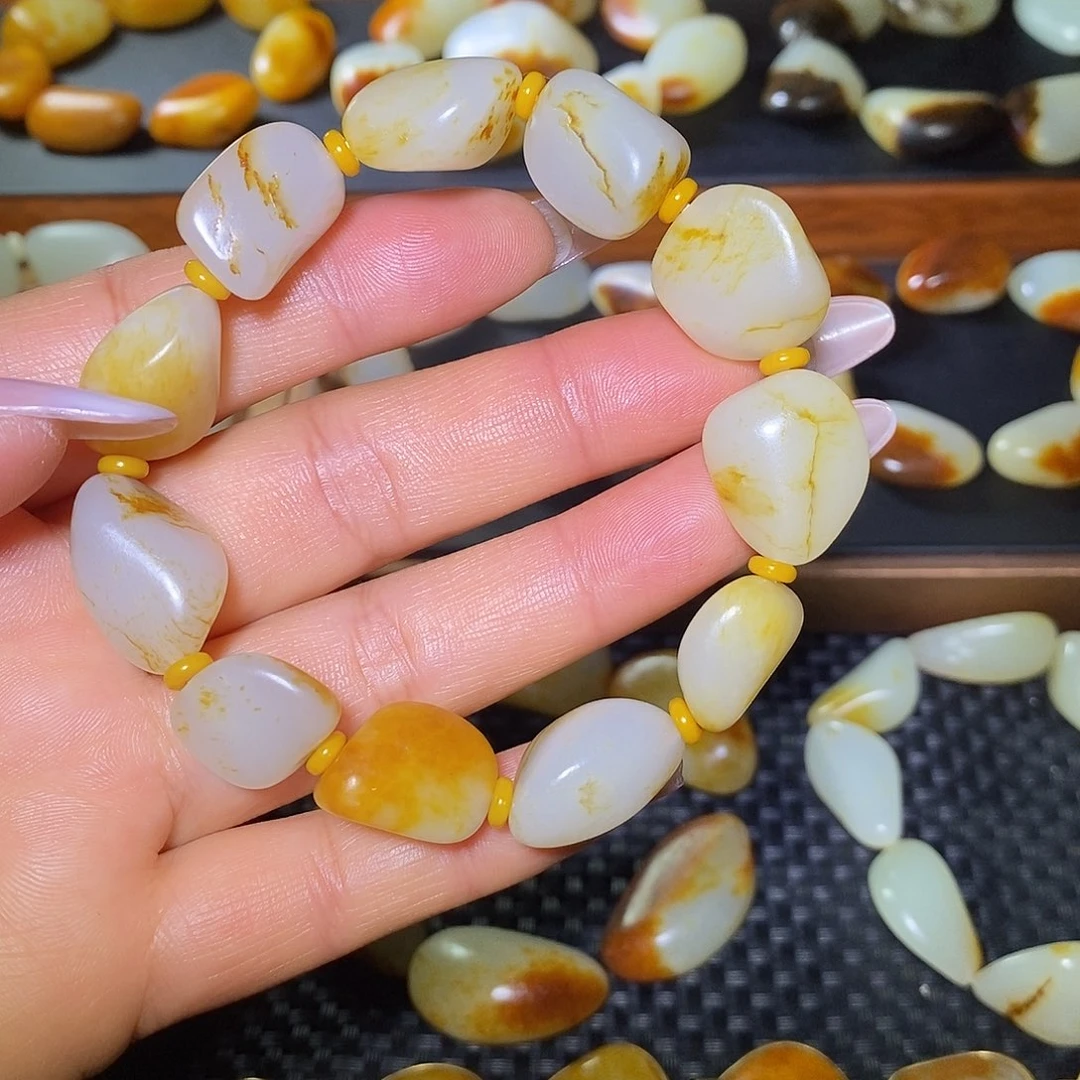 和田玉未镶嵌手串