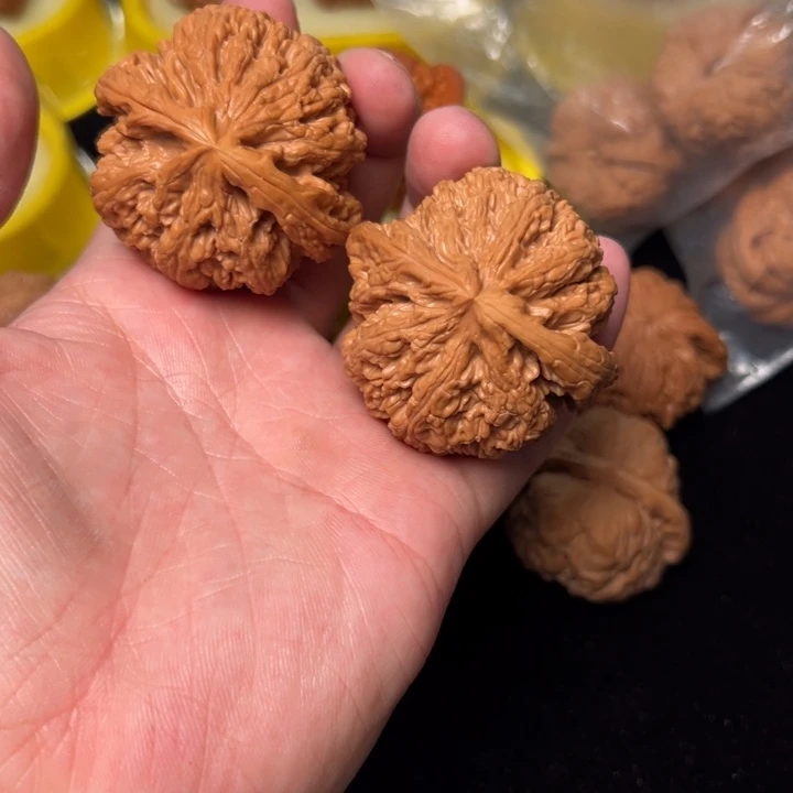 核桃48大，粗筋，已打底