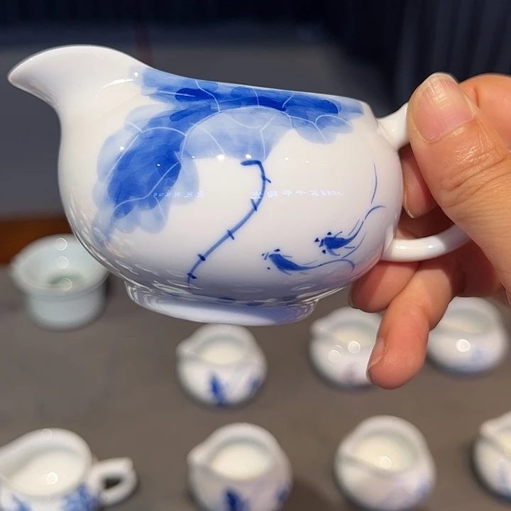 手绘福利公道杯杯