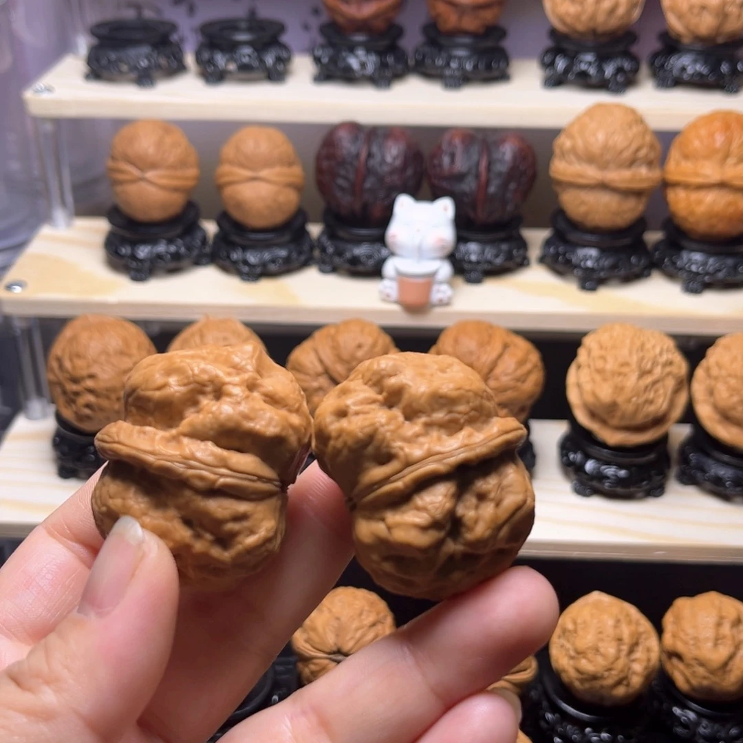 文玩核桃吊坠10w金蟾疙瘩包43尺