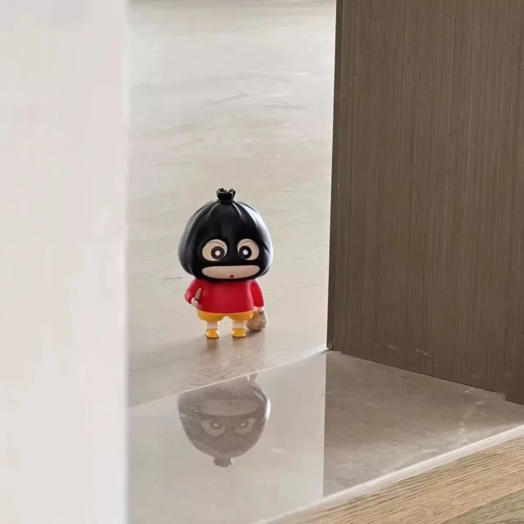 打劫小偷蒙面蜡笔小新周边手办阿呆蒙面公仔摆件创意装饰送朋友礼