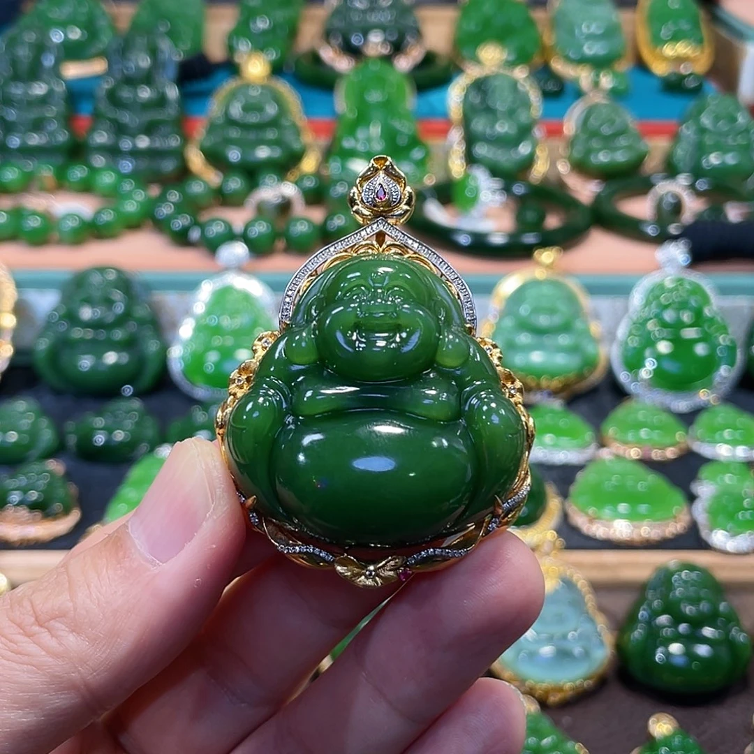 和田玉（碧玉）18K金镶嵌颈饰40mm