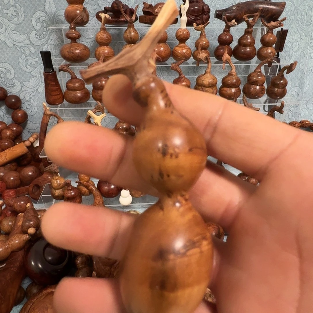 木麻梨疙瘩手工雕刻葫芦手把件