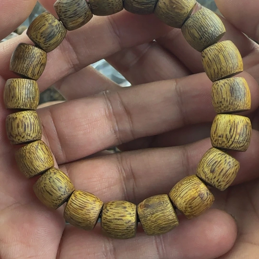 沉香手串卡1.1古珠单圈