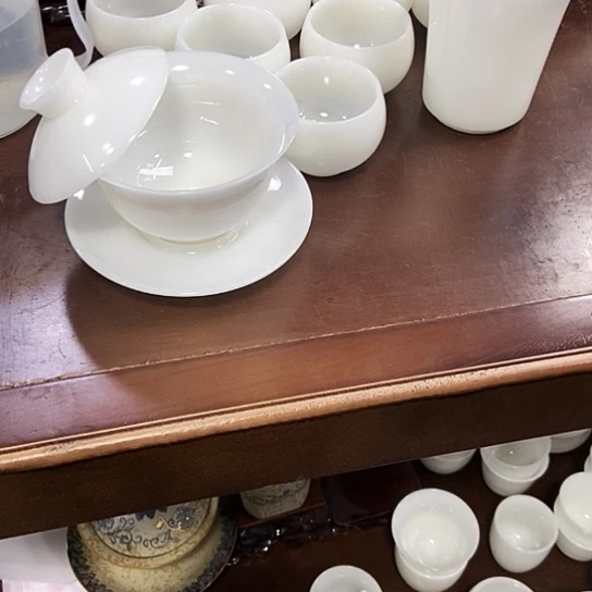 璞玉元宝盖碗套组