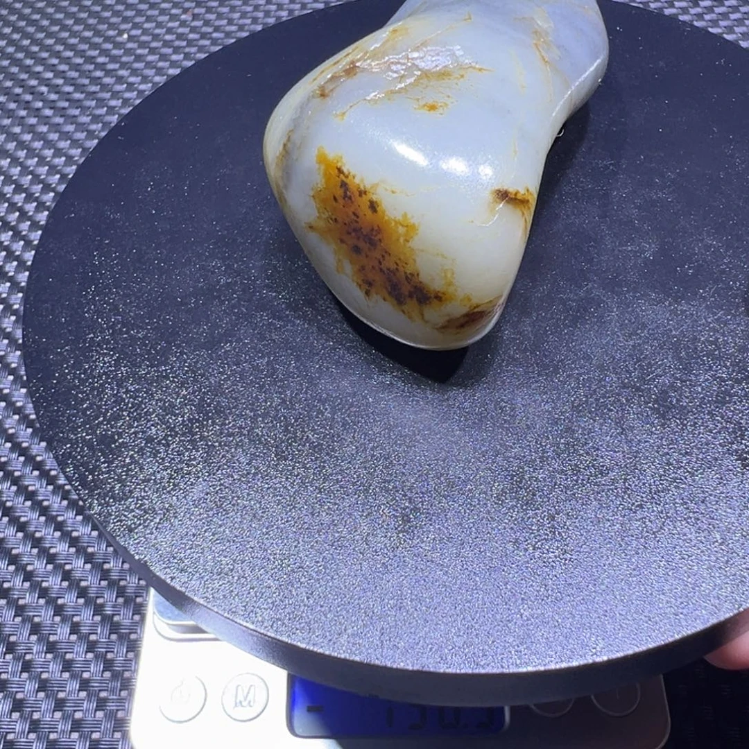 吊坠(不含链)未镶嵌和田玉（子料）131
