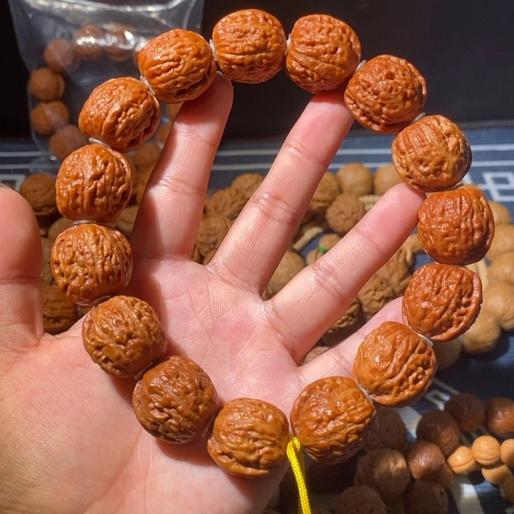 手串文玩核桃……38