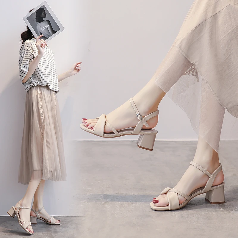 ZHR/则则仙女风粗跟凉鞋2025夏新款百搭一字带中跟单鞋时尚休闲鞋
