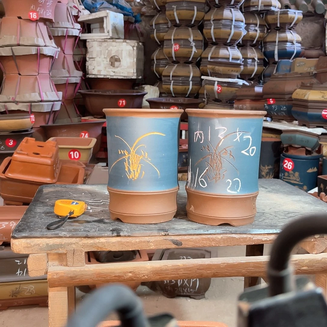 紫砂花盆竹节盆两个