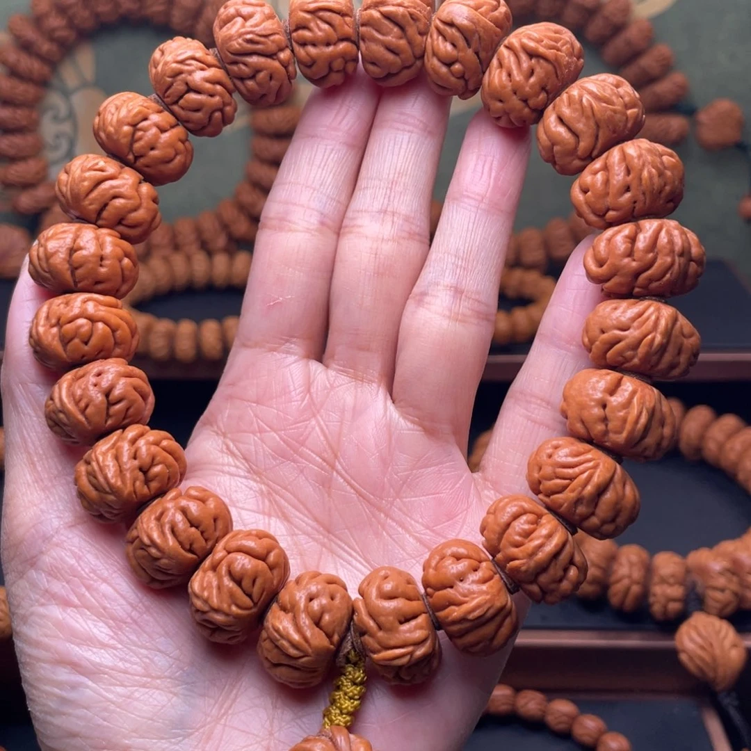手串桃核19白玉龙