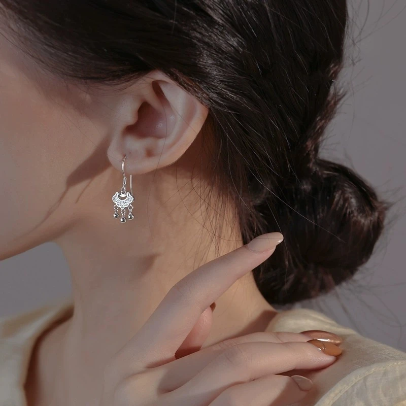 足银耳饰 S999足银平安锁银耳环耳钩女小众设计耳坠民族风耳饰品