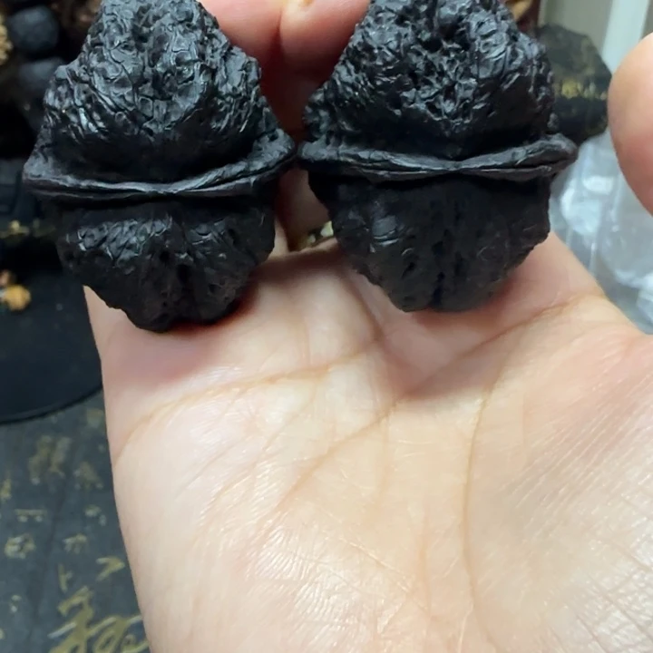 就***吧文玩核桃吊坠45地闷古蟾王