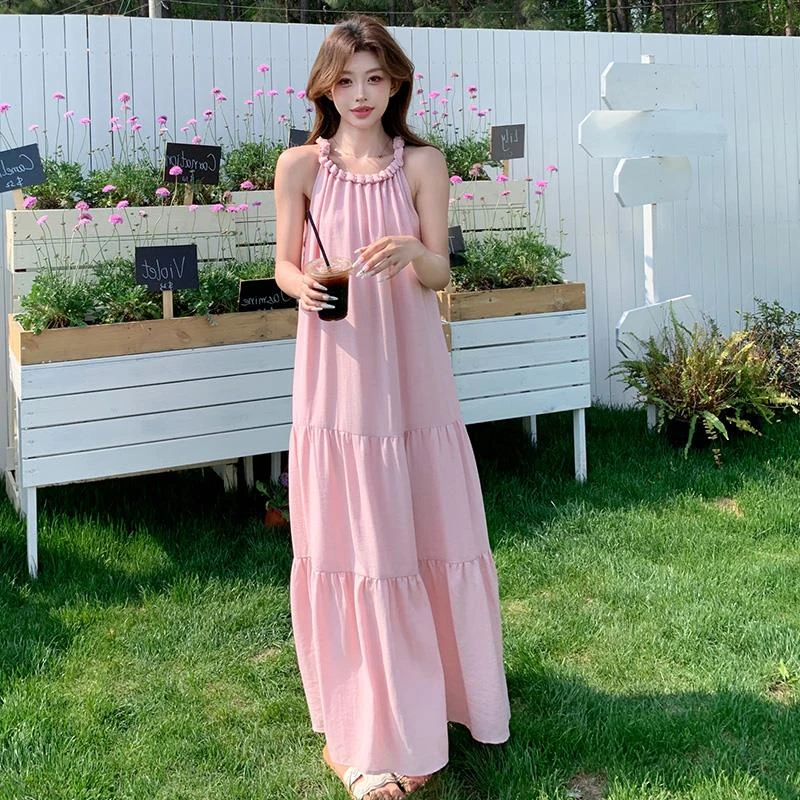 法式连衣裙无袖挂脖2025新款女时尚宽松流行减龄气质海边度假裙子