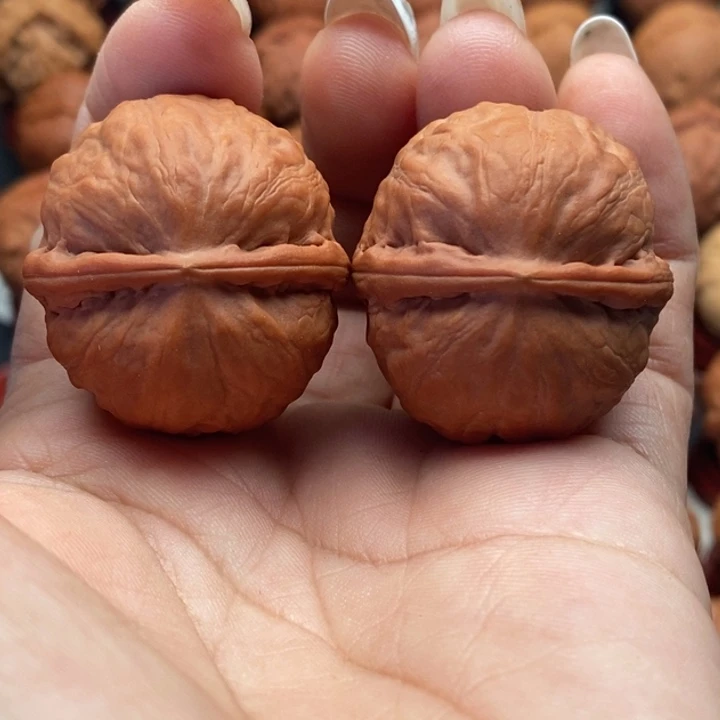 核桃精品文玩核桃手捻龙胆