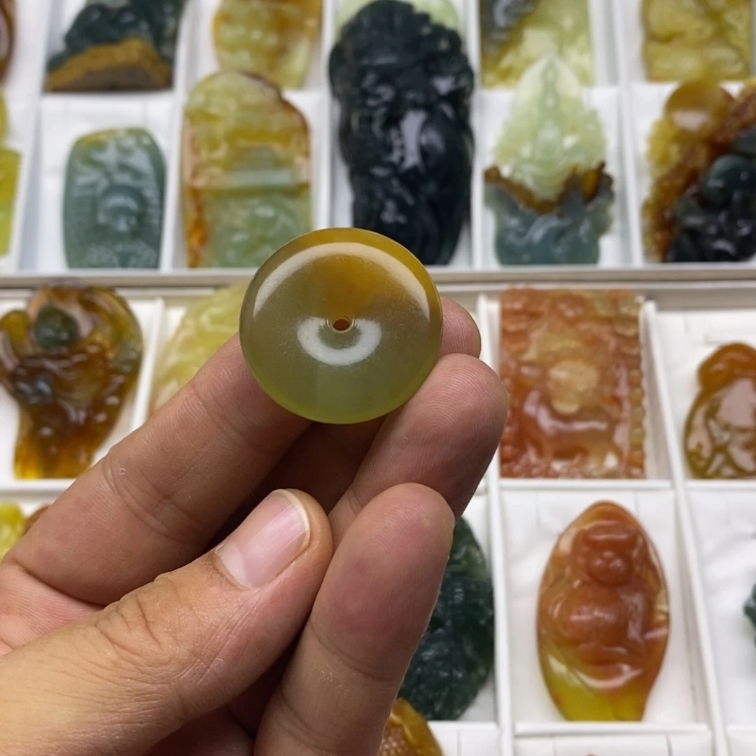 慧***好蛇纹石玉未镶嵌颈饰