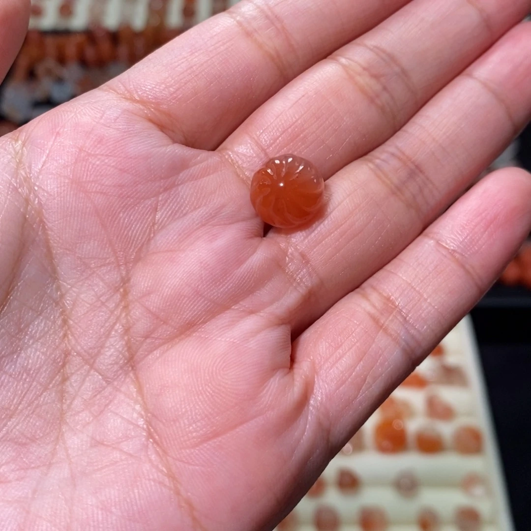 南红玛瑙冰飘未镶嵌包子2