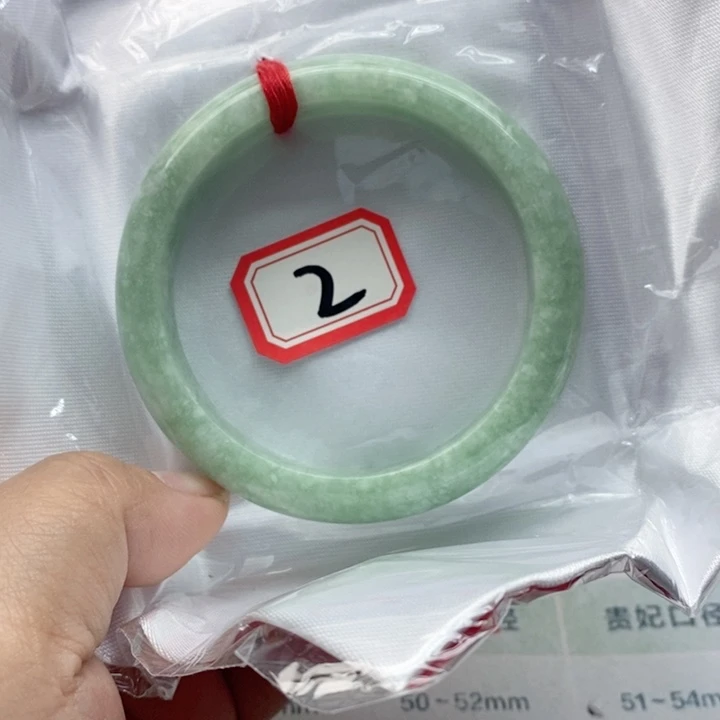 翡翠未镶嵌手镯翡翠