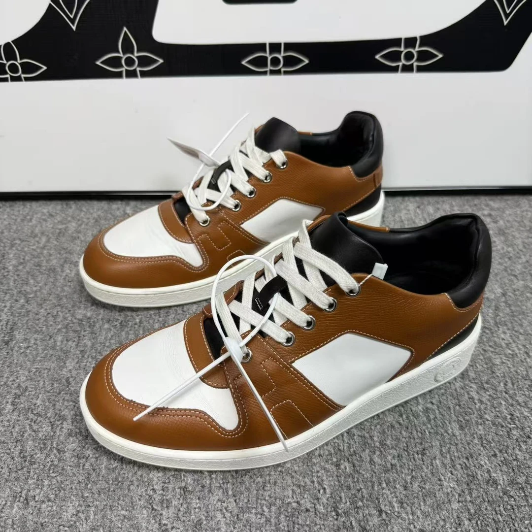 95新 Hermes/爱马仕 男士白棕皮革板鞋39.5欧码 lb928