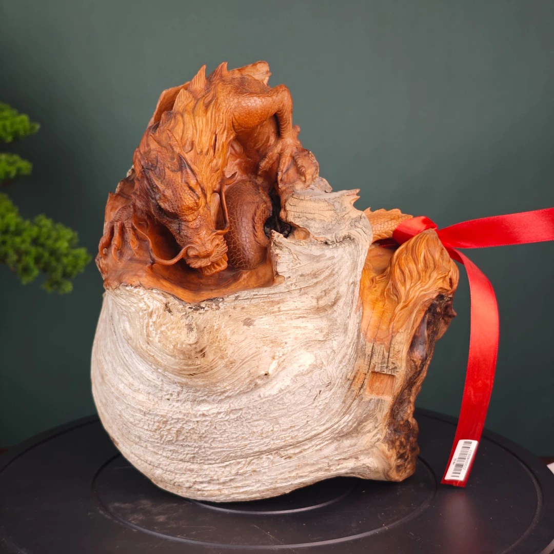 崖柏手雕摆件《神龙》