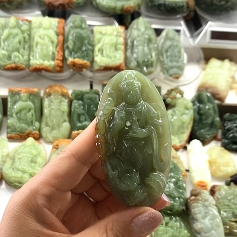 未镶嵌和田玉挂件