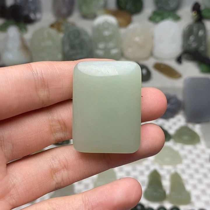 和田玉（糖玉）未镶嵌颈饰